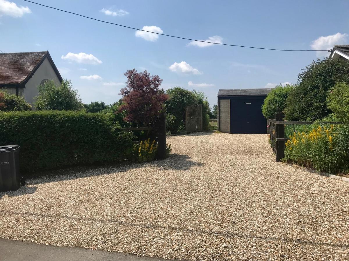 Charming Modernized Country Cottage Near Mere, Wiltshire 米尔 外观 照片